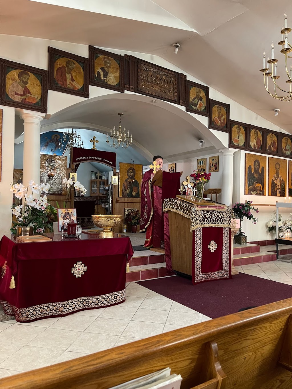 St. George of Kratovo Macedonian Orthodox Church | 29141 W 12 Mile Rd, Farmington Hills, MI 48334, USA | Phone: (248) 477-4612