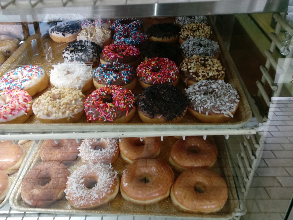 K Ds Donut Shop | 12387 Valley View St, Garden Grove, CA 92845, USA | Phone: (714) 892-8095