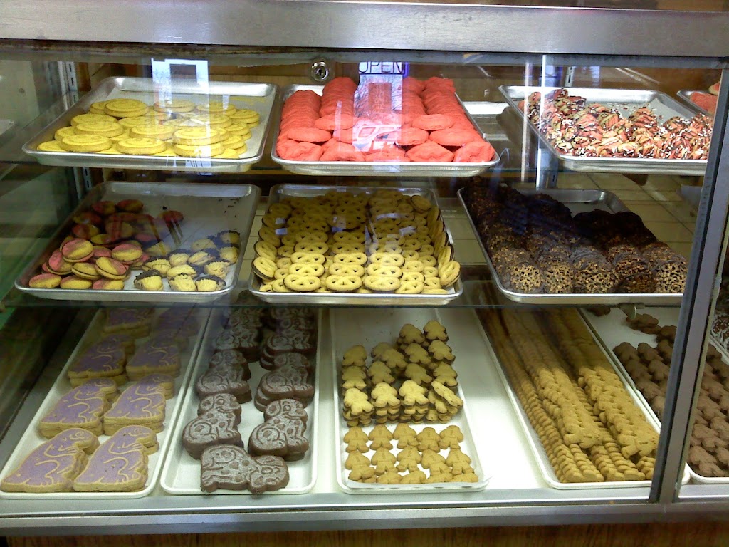 Capri Italian Bakery | 4832 Greenfield Rd, Dearborn, MI 48126, USA | Phone: (313) 584-4449