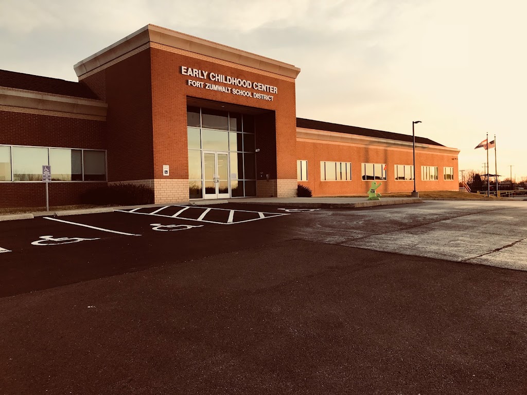 Fort Zumwalt Early Childhood Center | 7898 Veterans Memorial Pkwy, St Peters, MO 63376, USA | Phone: (636) 474-8676
