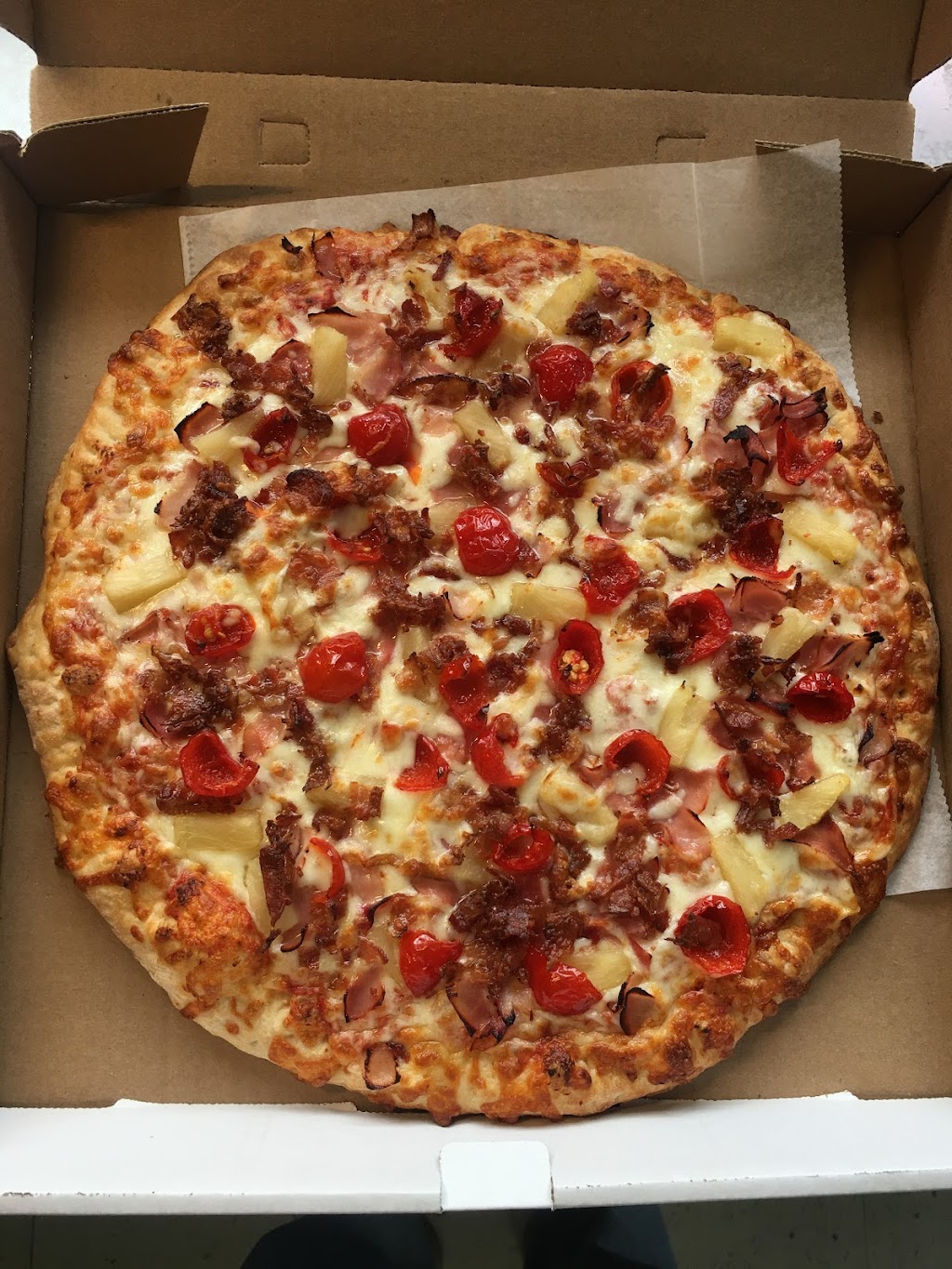 Hot Box Pizza & Wings | 6521 Library Rd, South Park Township, PA 15129, USA | Phone: (412) 831-2000