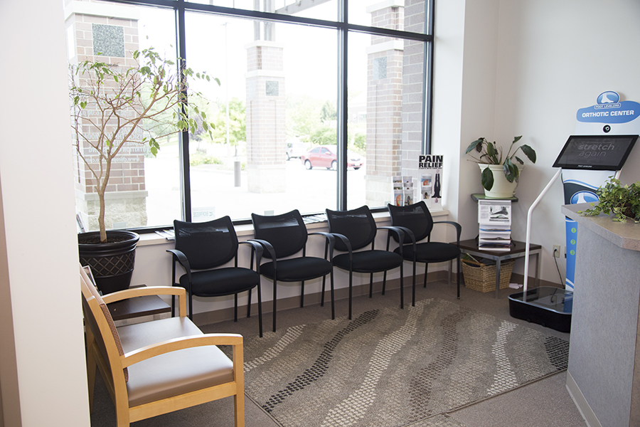 Chiropractic Company of Milwaukee North | 10855 W Park Pl #9, Milwaukee, WI 53224, USA | Phone: (414) 359-0300