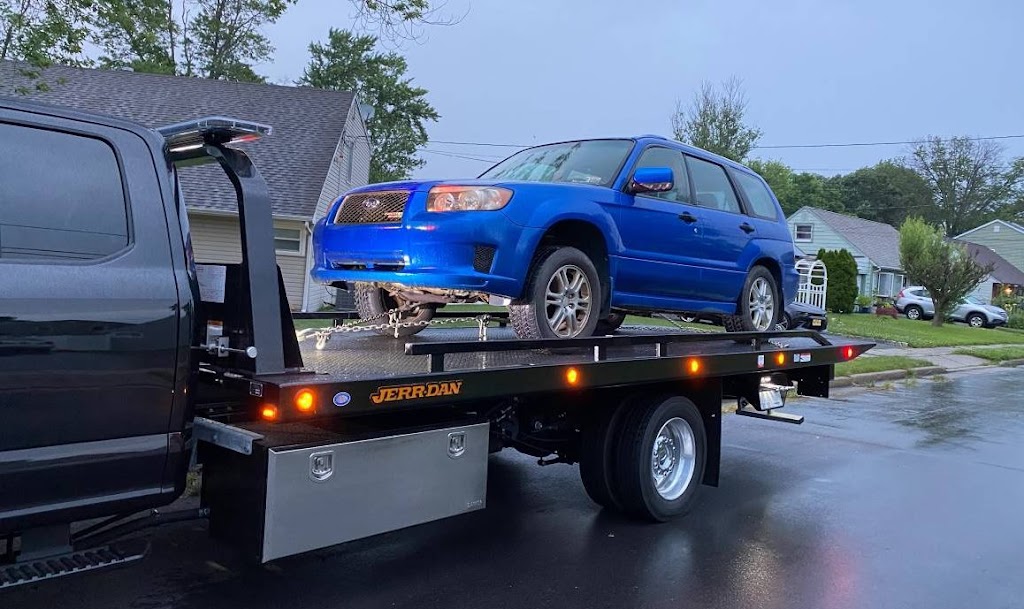 Affordable Towing Albany | 18 Walker Way, Colonie, NY 12205, USA | Phone: (518) 872-6879