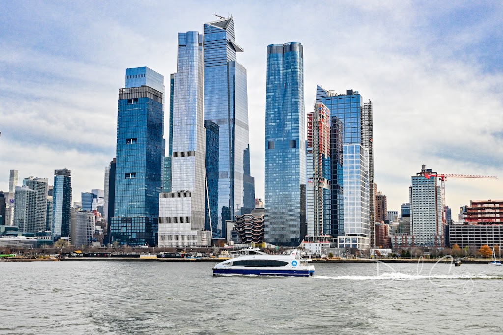 Circle Line Sightseeing Cruises | 83 North River Piers West 43rd Street and, 12th Ave, New York, NY 10036, USA | Phone: (212) 563-3200
