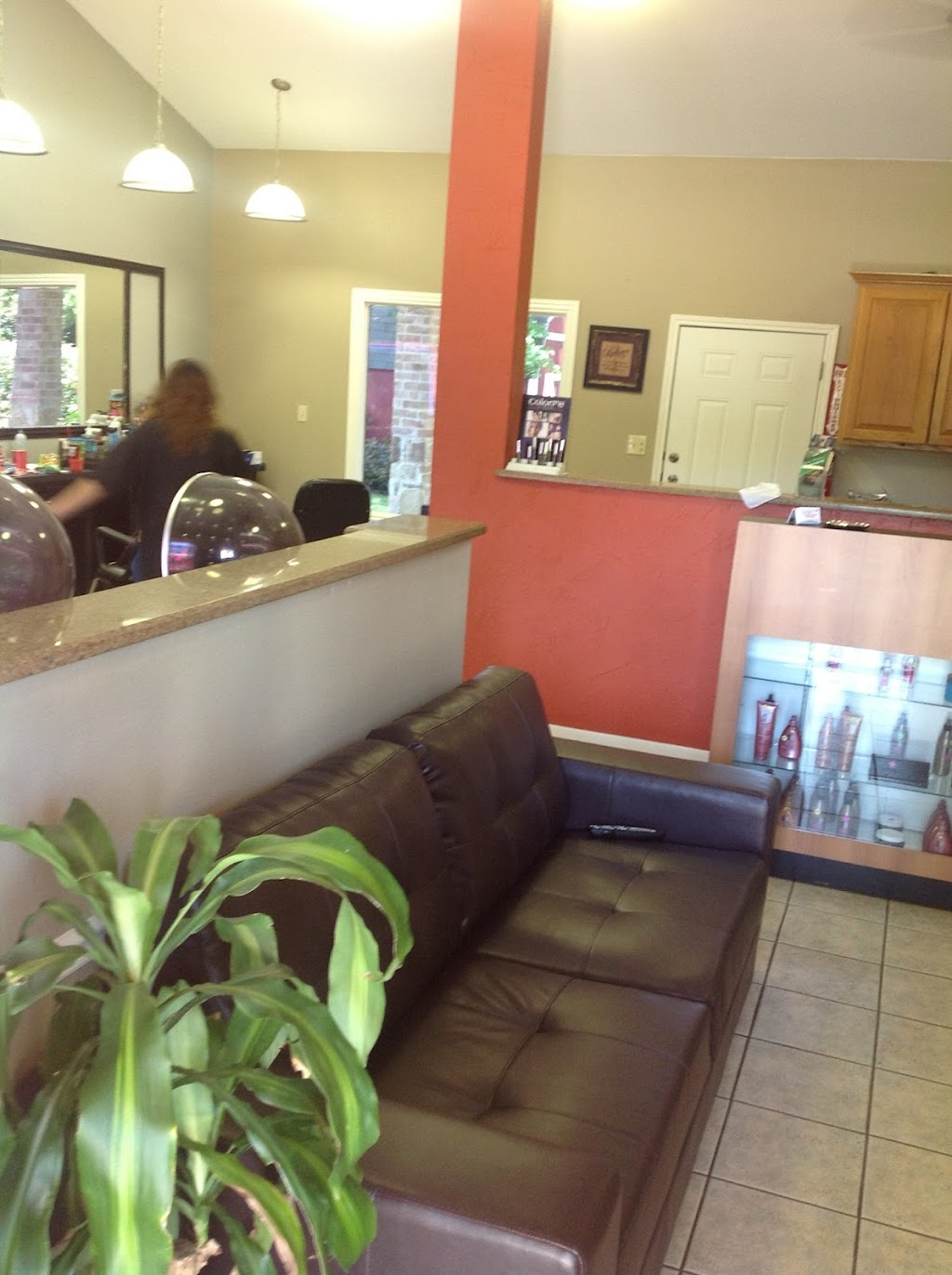 Friends Beauty Salon | 305 E Centerville Rd, Garland, TX 75041 | Phone: (972) 840-1037