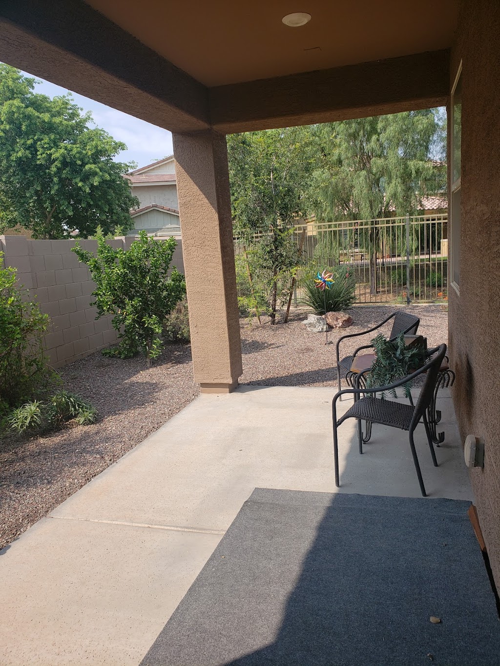 D n A Debbs at Layton Lakes Assisted Living | 3234 E Dogwood Pl, Chandler, AZ 85286, USA | Phone: (602) 361-9984