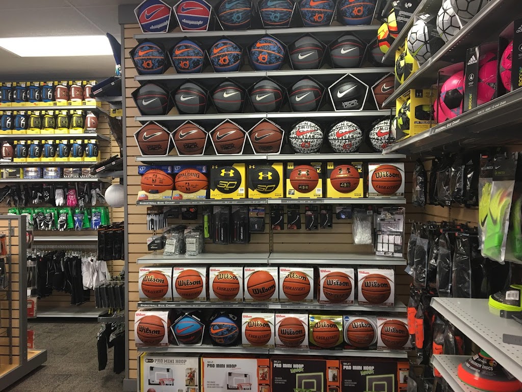 Hibbett Sports | 1430 Hwy 17, Wauchula, FL 33873, USA | Phone: (863) 767-0271