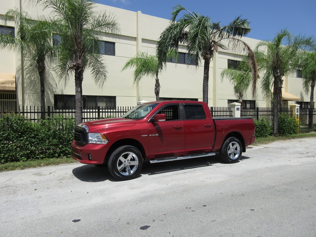 Mcintosh Auto Group LLC | 501 SW 27th Ave, Fort Lauderdale, FL 33312, USA | Phone: (954) 451-3924