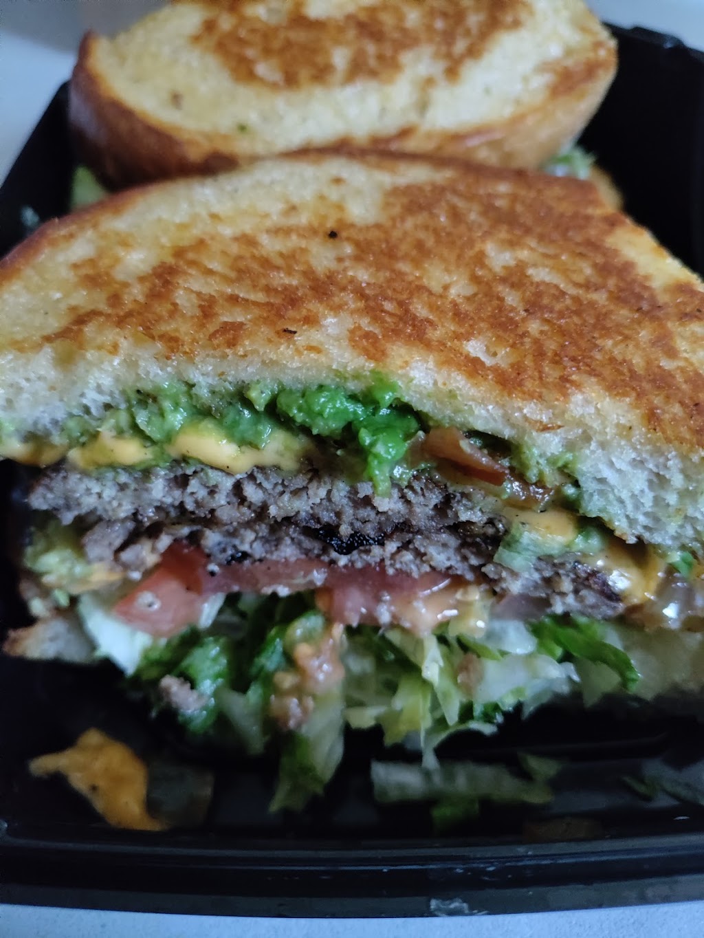 The Habit Burger Grill (Drive-Thru) | 604 S Mooney Blvd, Visalia, CA 93277 | Phone: (559) 625-5700