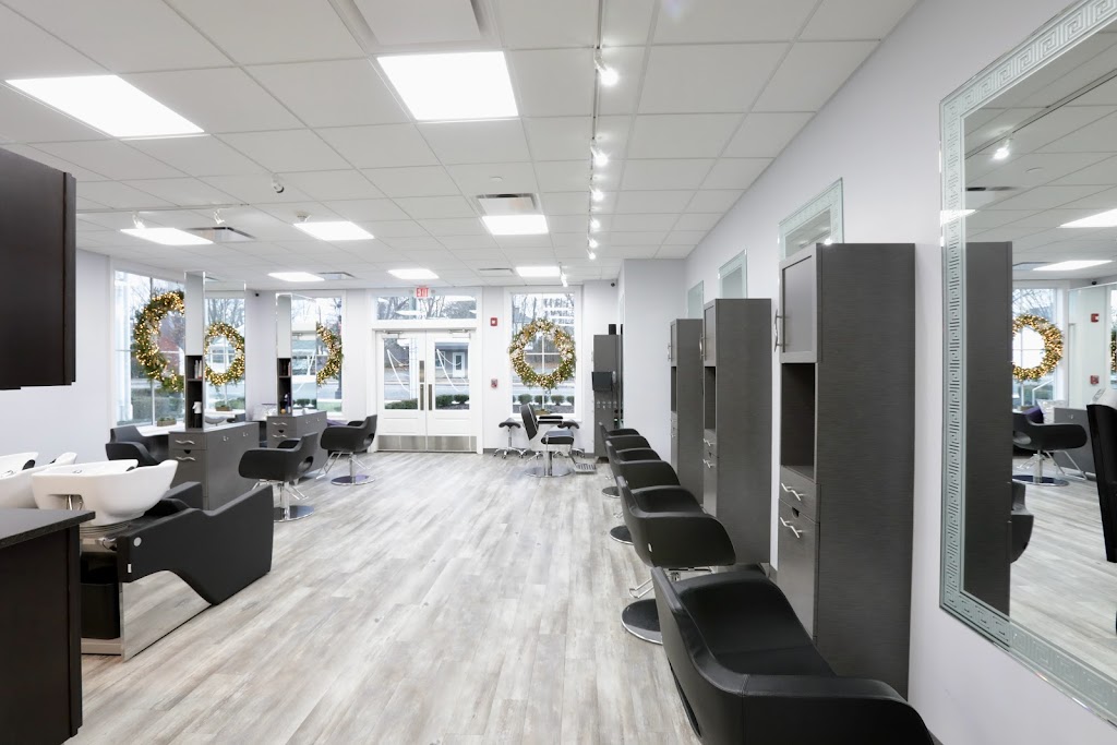 Julia’s Salon & Company | 1950 Boston Post Rd, Darien, CT 06820, USA | Phone: (203) 655-1188