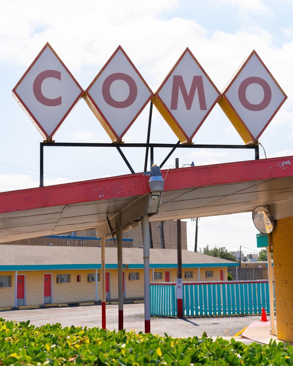 Como Motel | 721 S Central Expy, Richardson, TX 75080, USA | Phone: (972) 235-5266