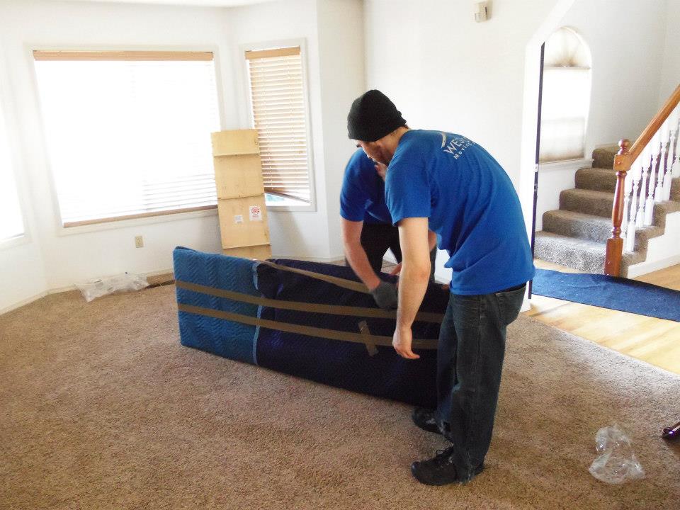 West Coast Moving & Storage | 8700 NE Columbia Ct, Portland, OR 97220, USA | Phone: (503) 477-5057