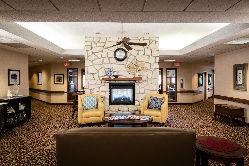 Twin Oaks Assisted Living | 657 W Eisenhower Rd, Lansing, KS 66043, USA | Phone: (913) 297-2223