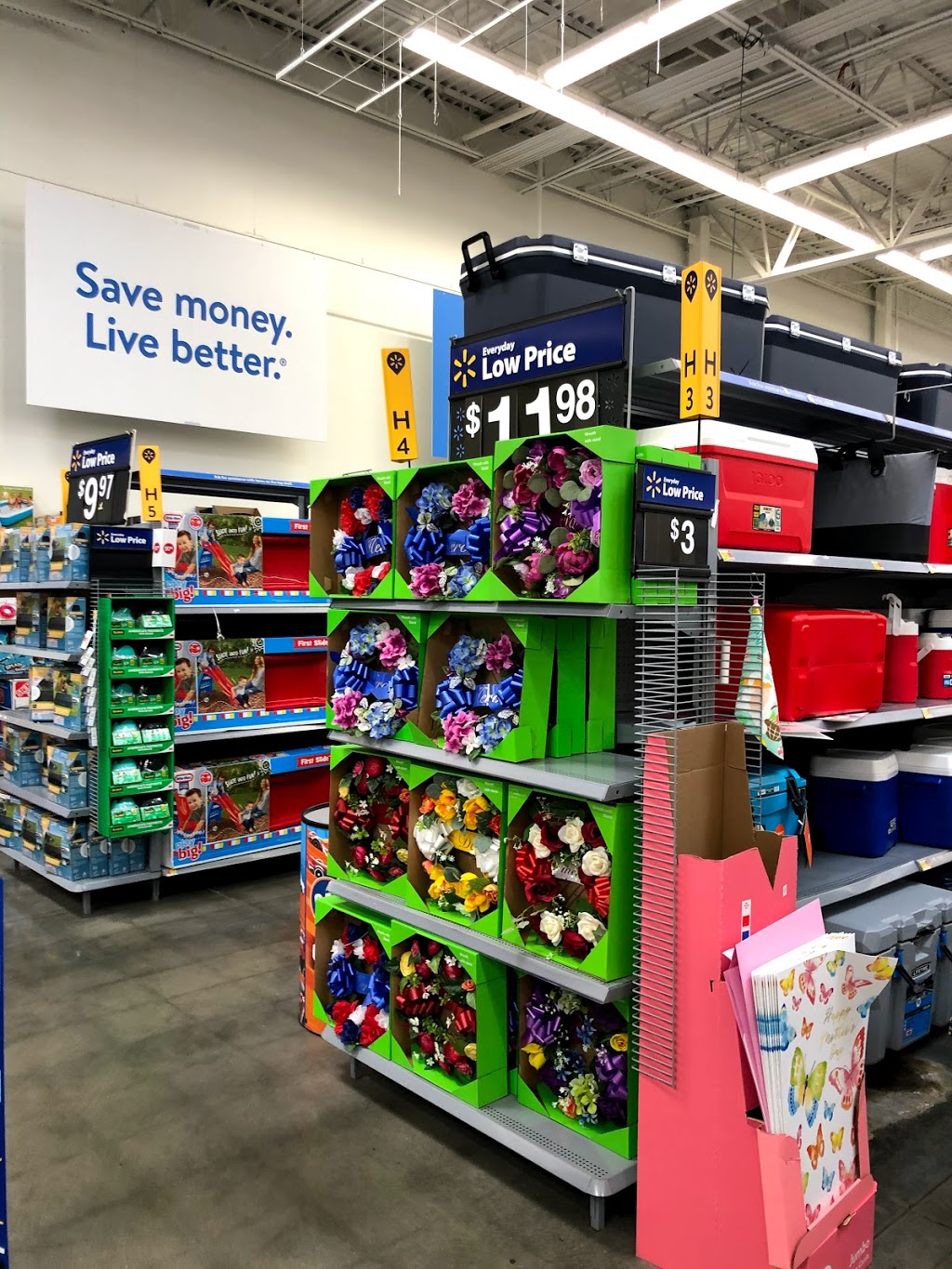 Walmart Supercenter | 2780 John Hawkins Pkwy, Hoover, AL 35244 | Phone: (205) 733-0303