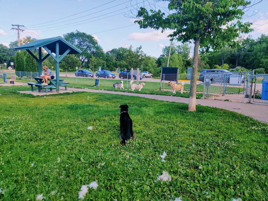 Liston Dog Park | 702 Hill St, Baraboo, WI 53913, USA | Phone: (608) 355-2760