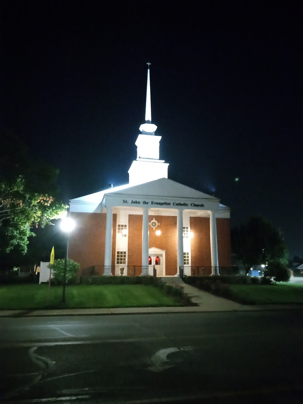St. John the Evangelist Catholic Church | 109 W Monroe St, Goshen, IN 46526, USA | Phone: (574) 533-3385