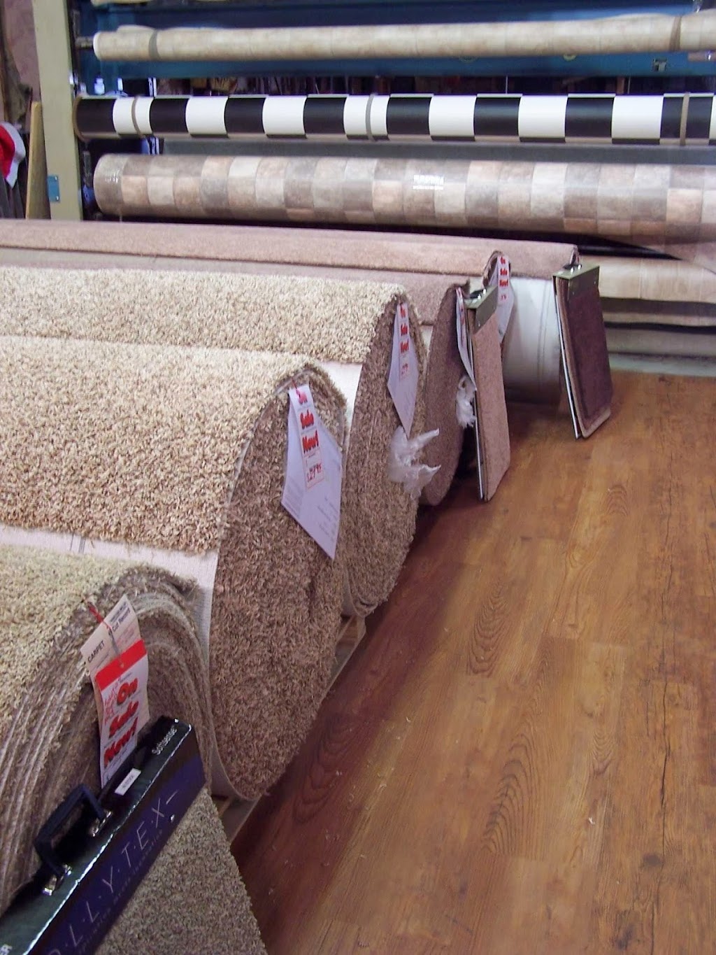 Orsburn Carpets Flooring and Design | 110 N Main St, Collinsville, TX 76233, USA | Phone: (903) 429-6615