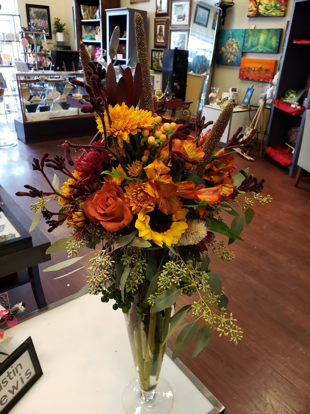 Hawk Flowers and Gifts | Bowles Viilage, 7421 W Bowles Ave #8, Littleton, CO 80123, USA | Phone: (303) 872-8555