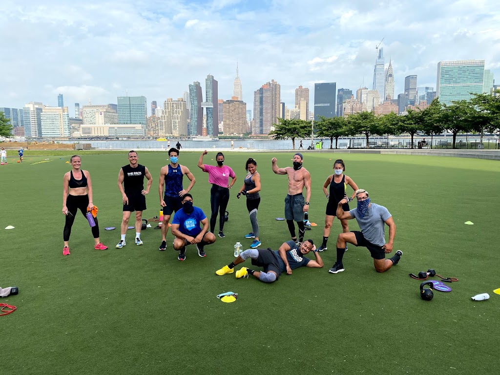 The Pack Outdoor Gym | The Turf at Hunters Point South Park Center Blvd &, Borden Ave, Long Island City, NY 11101, USA | Phone: (917) 280-6851