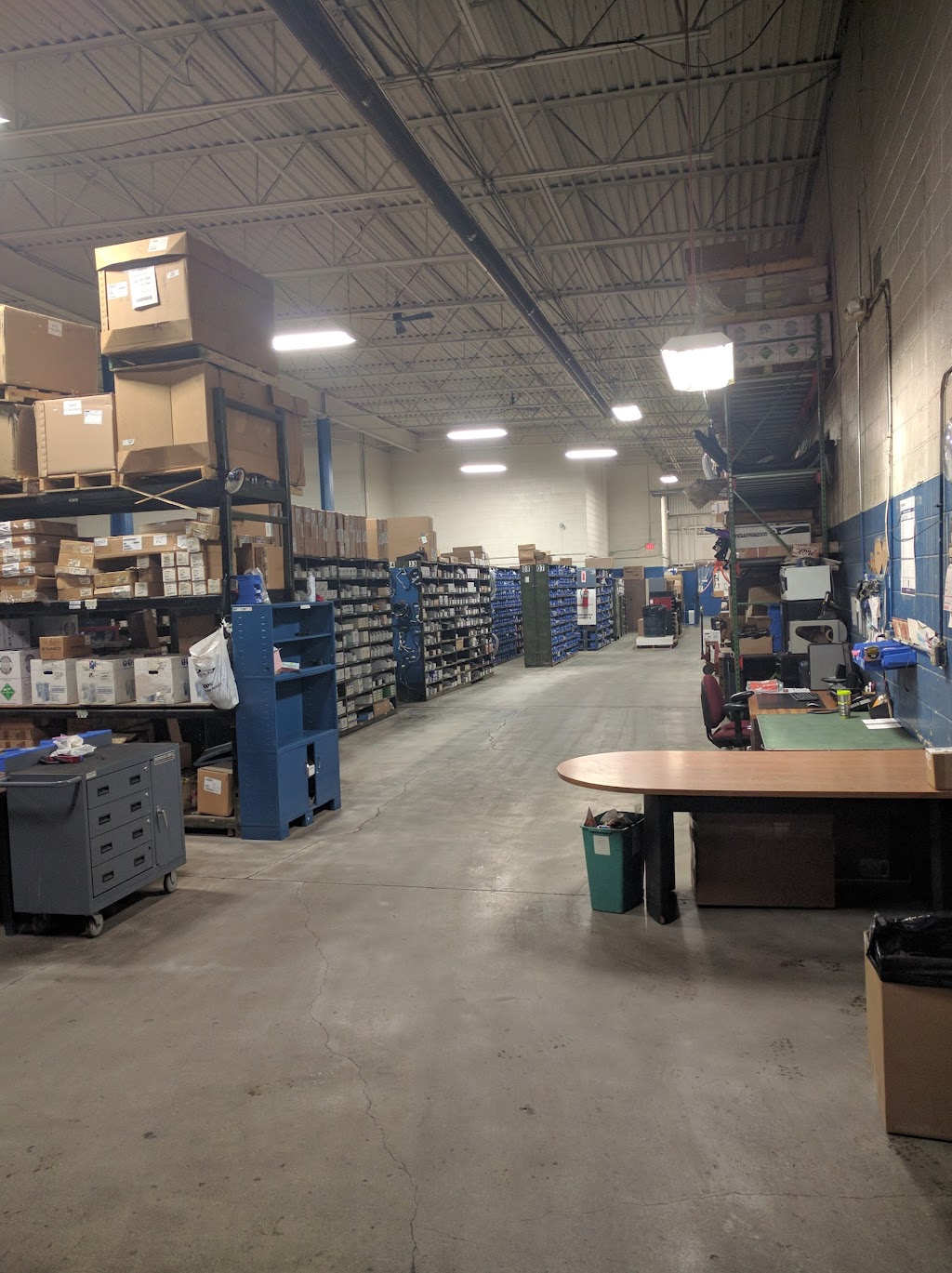 M&K Truck Centers, Sterling Heights | 37580 Mound Rd, Sterling Heights, MI 48310 | Phone: (586) 977-8200