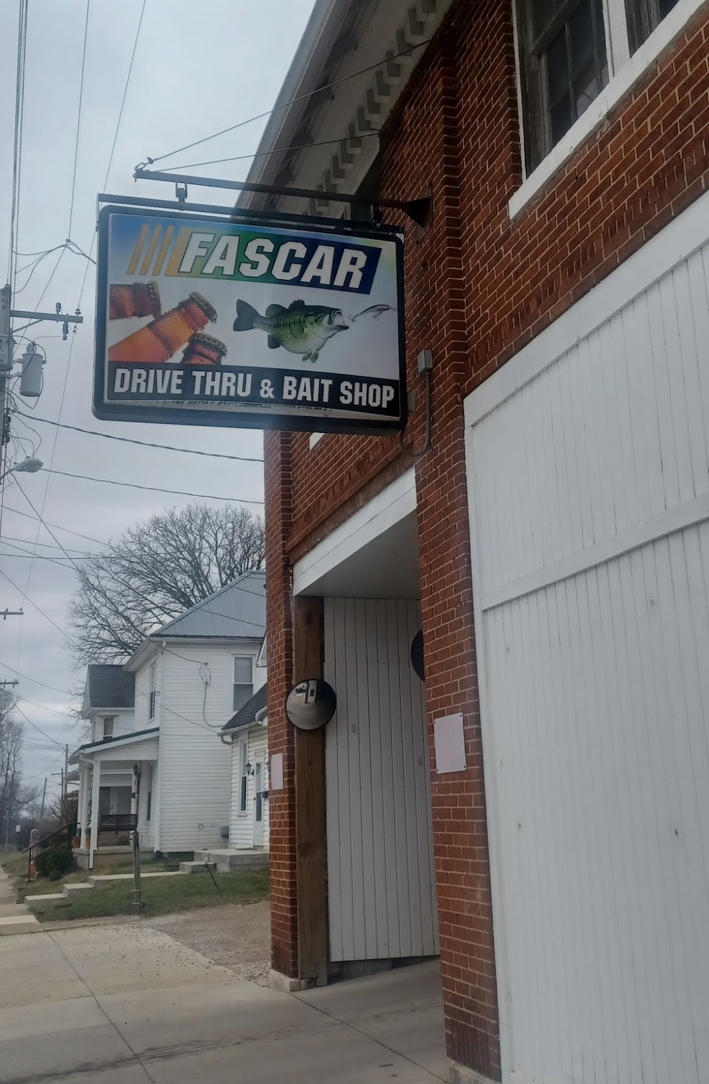 FASCAR DRIVE THRU LLC | 69 S London St, Mt Sterling, OH 43143, USA | Phone: (740) 869-9217