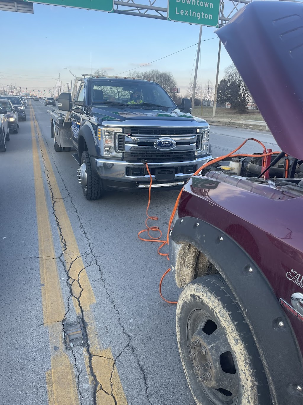 Slims Towing -Towing Service, Roadside Assistance | 336 Lisle Industrial Ave, Lexington, KY 40511, USA | Phone: (859) 806-8454