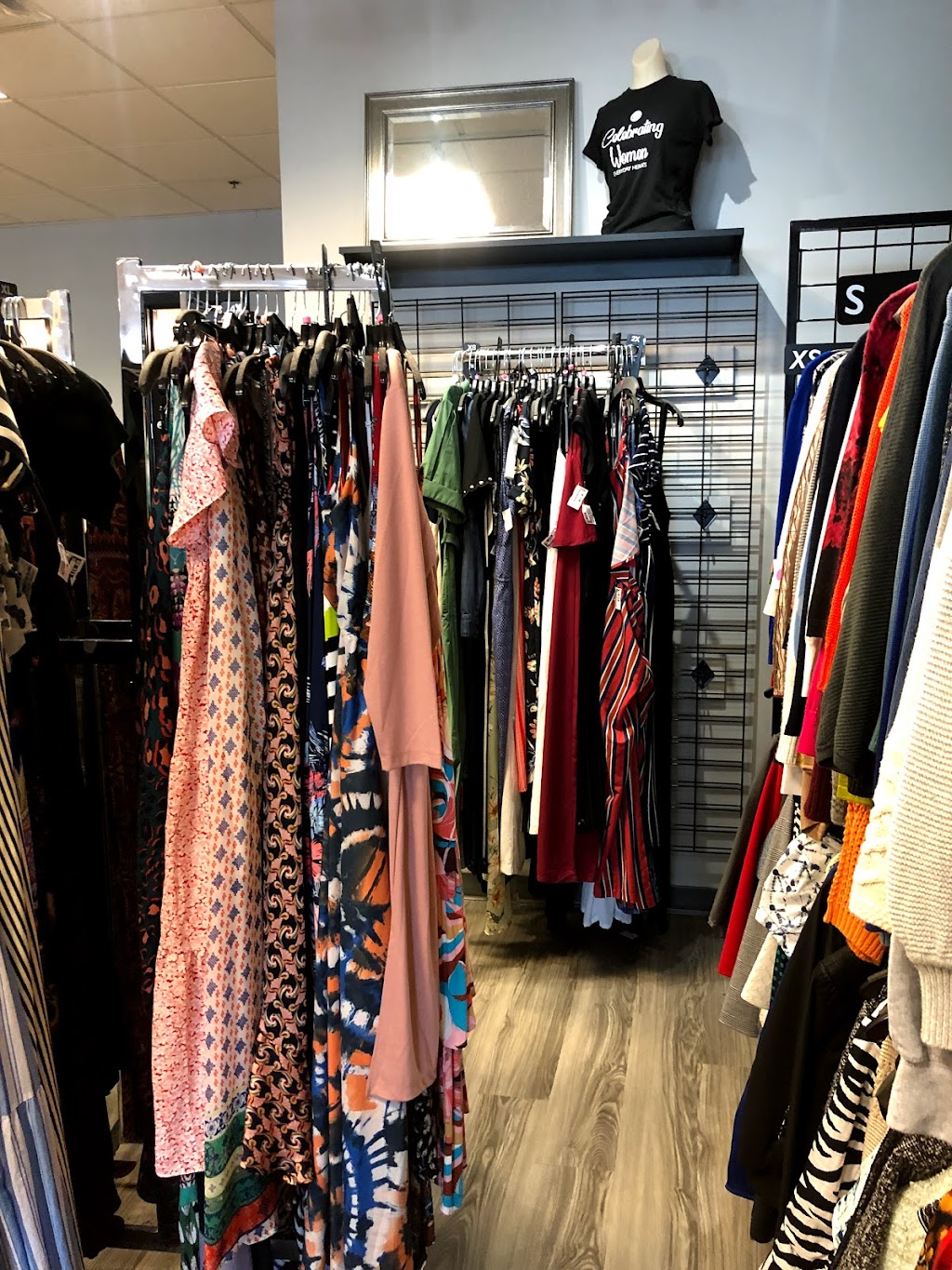 Clothes Mentor | 1180 S Rochester Rd, Rochester Hills, MI 48307, USA | Phone: (248) 341-9446