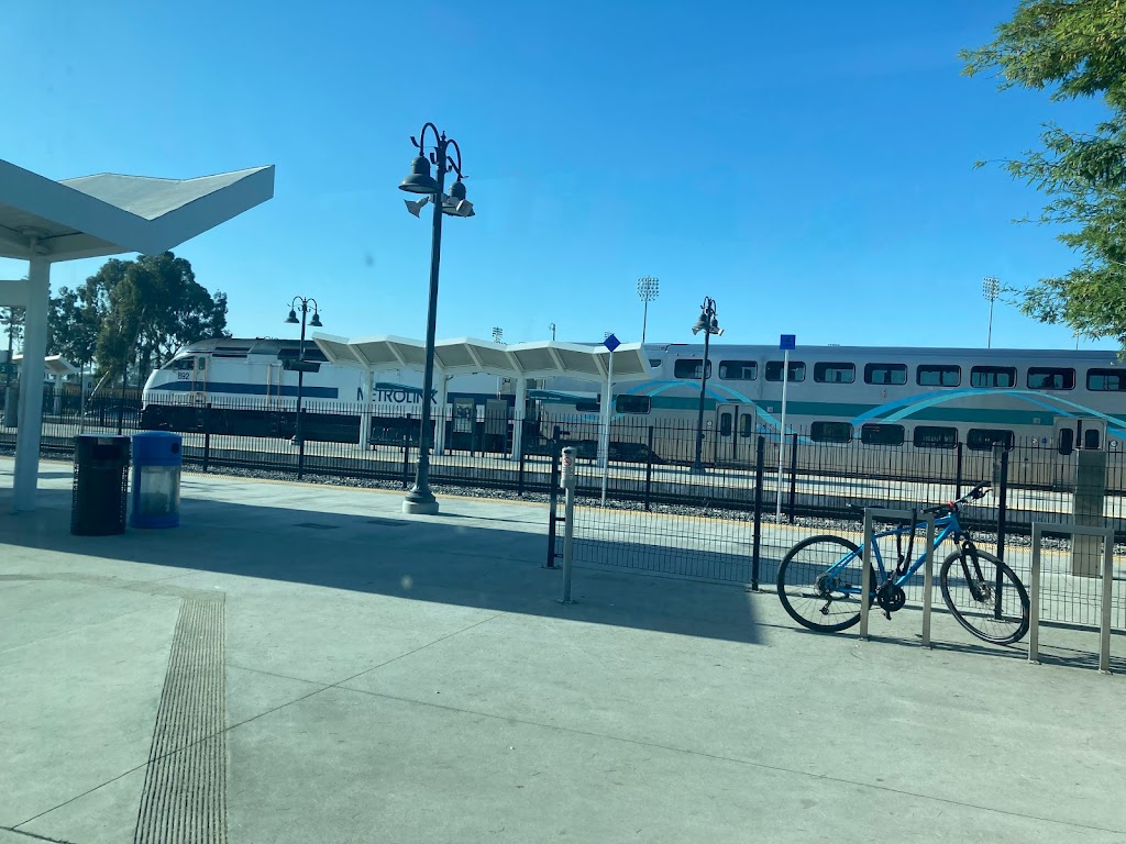 Santa Ana Metrolink Station | 601 N Santiago St, Santa Ana, CA 92701, USA | Phone: (714) 565-2690