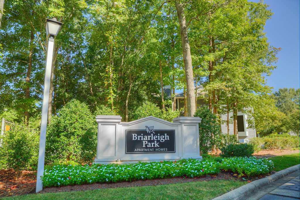 Briarleigh Park Apartments | 401 Park Ridge Ln, Winston-Salem, NC 27104, USA | Phone: (336) 565-7320