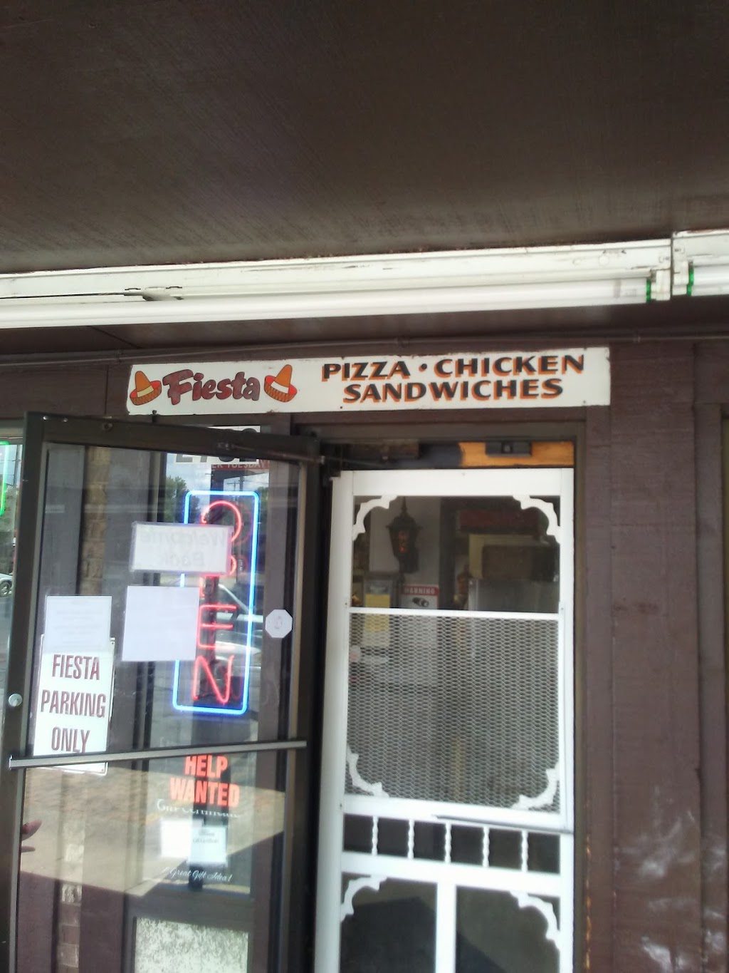 Fiesta Pizza & Chicken | 2792 Albrecht Ave, Akron, OH 44312, USA | Phone: (330) 784-0435