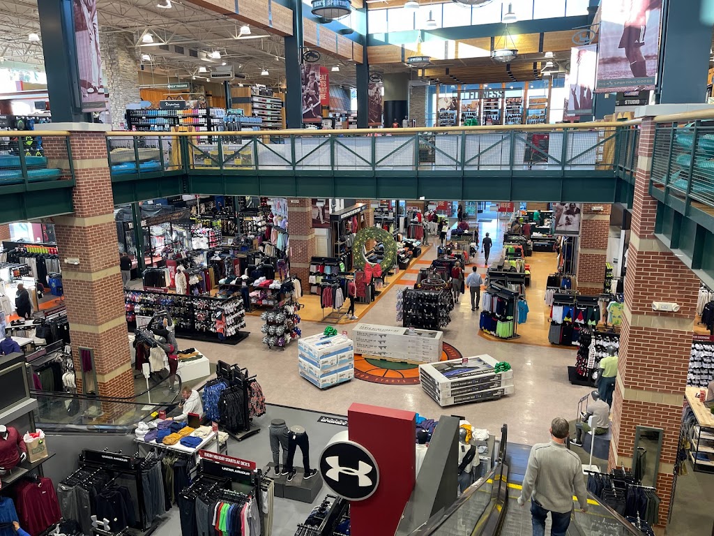 DICKS Sporting Goods | 8550 S Emerald Dr, Tempe, AZ 85284, USA | Phone: (480) 592-0938