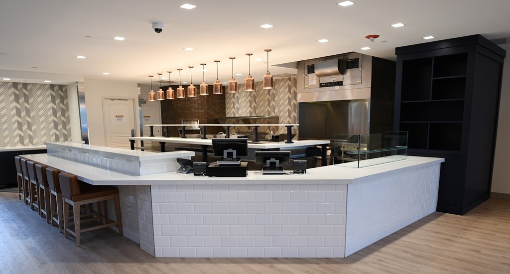 Twin Lakes | 9840 Montgomery Rd, Cincinnati, OH 45242, USA | Phone: (513) 247-1300