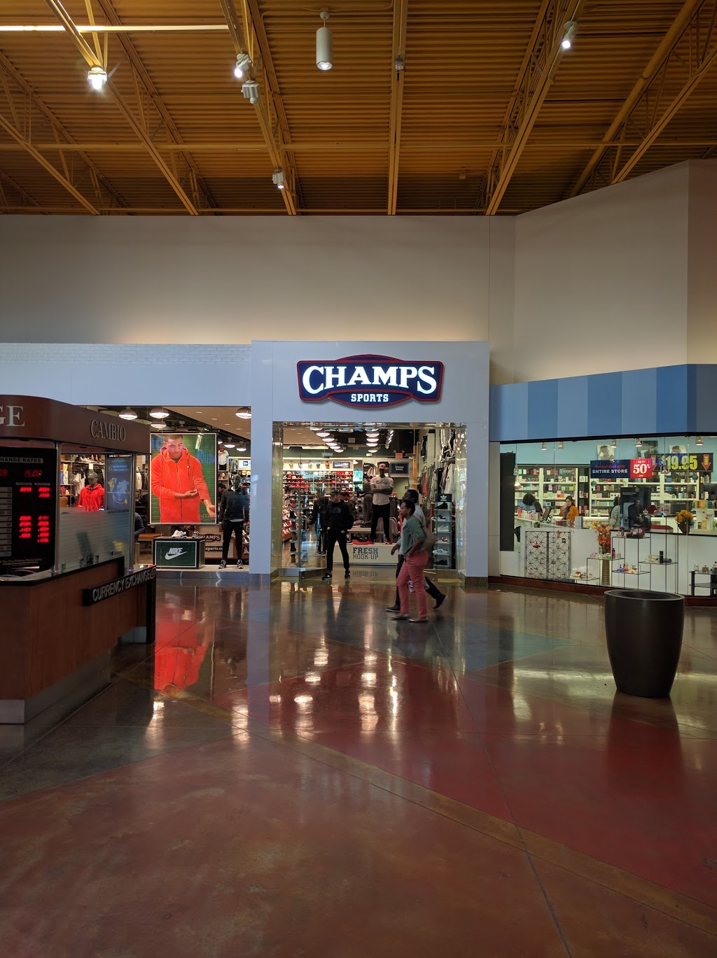 Champs Sports | 7000 Arundel Mills Cir, Hanover, MD 21076, USA | Phone: (443) 755-9773