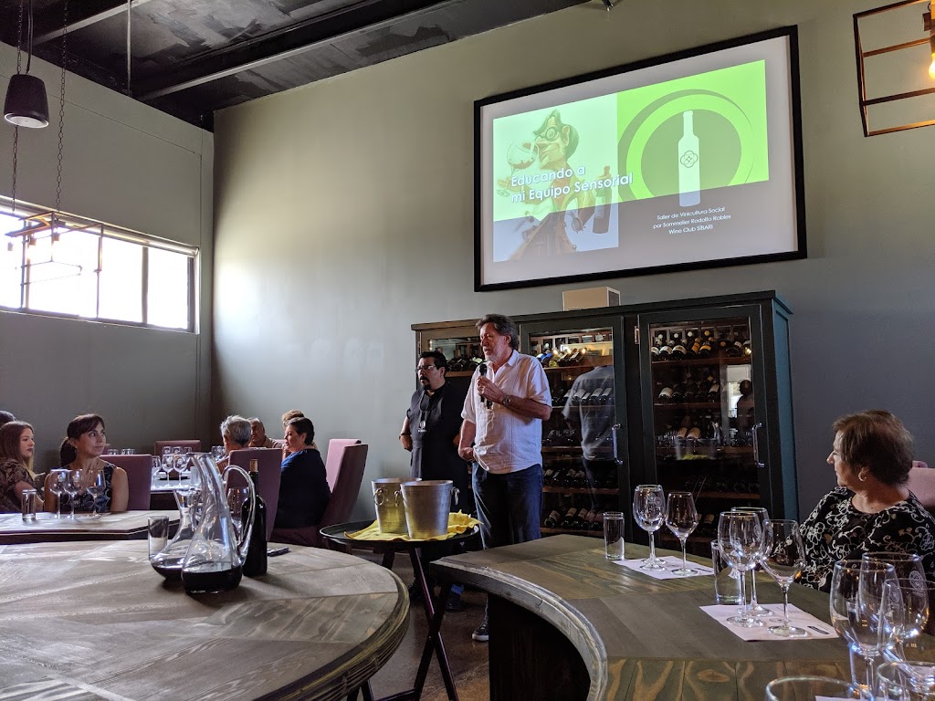 Restaurante Dvarios. | 22760 El Sauzal, Baja California, Mexico | Phone: 646 103 7740