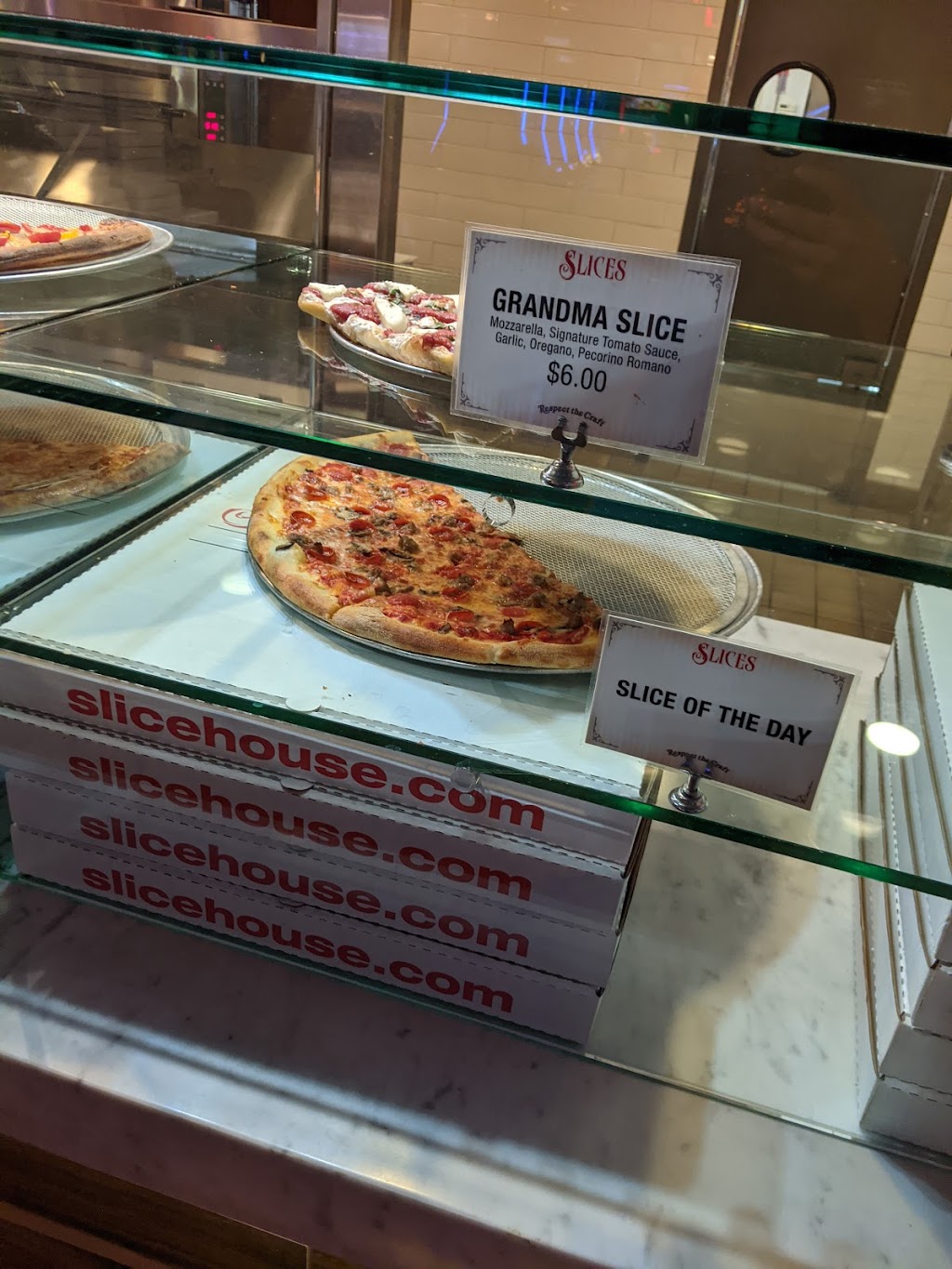 Tonys Slice House | 2300 Paseo Verde Pkwy, Henderson, NV 89052, USA | Phone: (702) 260-7133