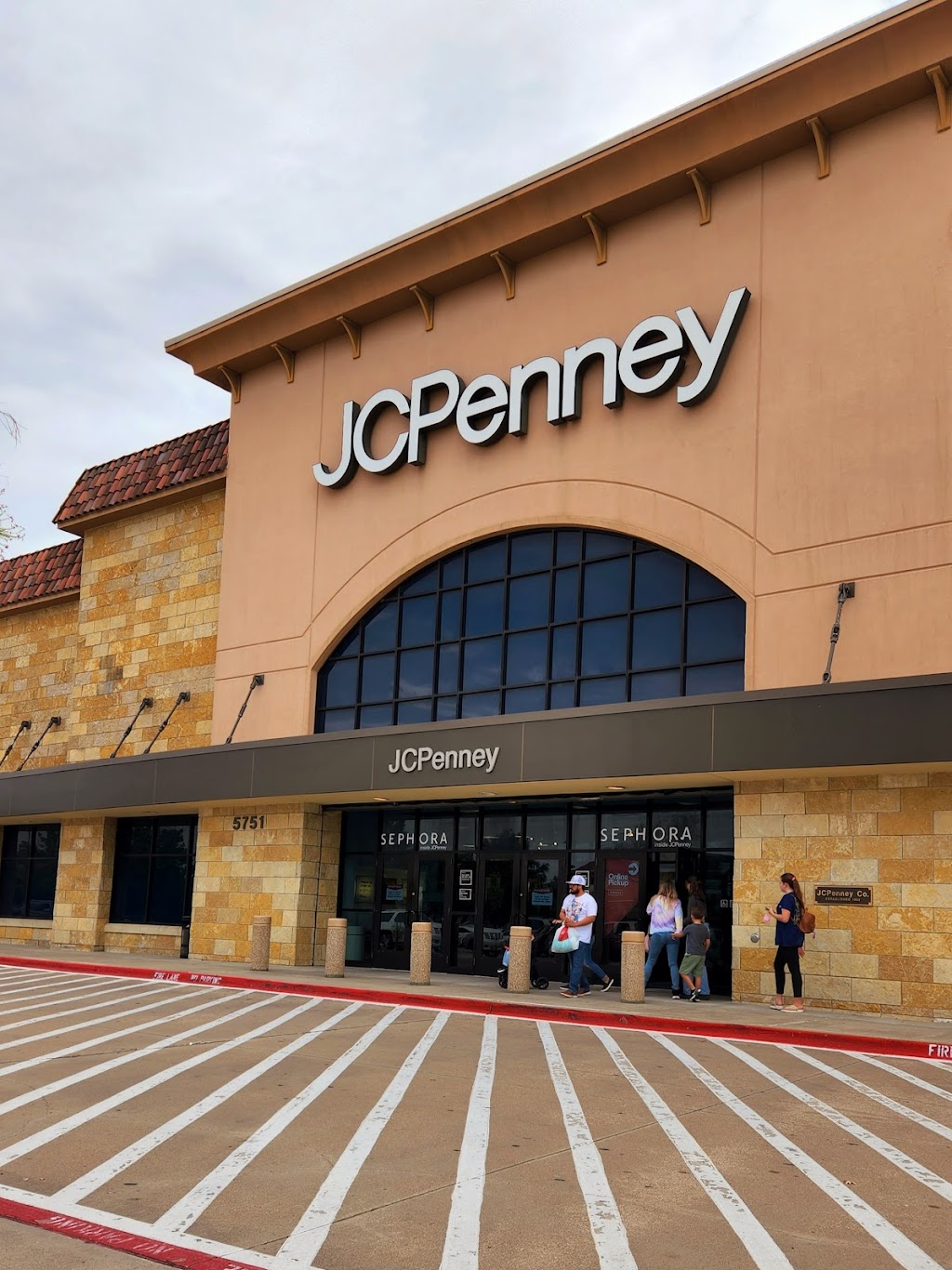 JCPenney | 5751 Long Prairie Rd, Flower Mound, TX 75028, USA | Phone: (972) 874-6725