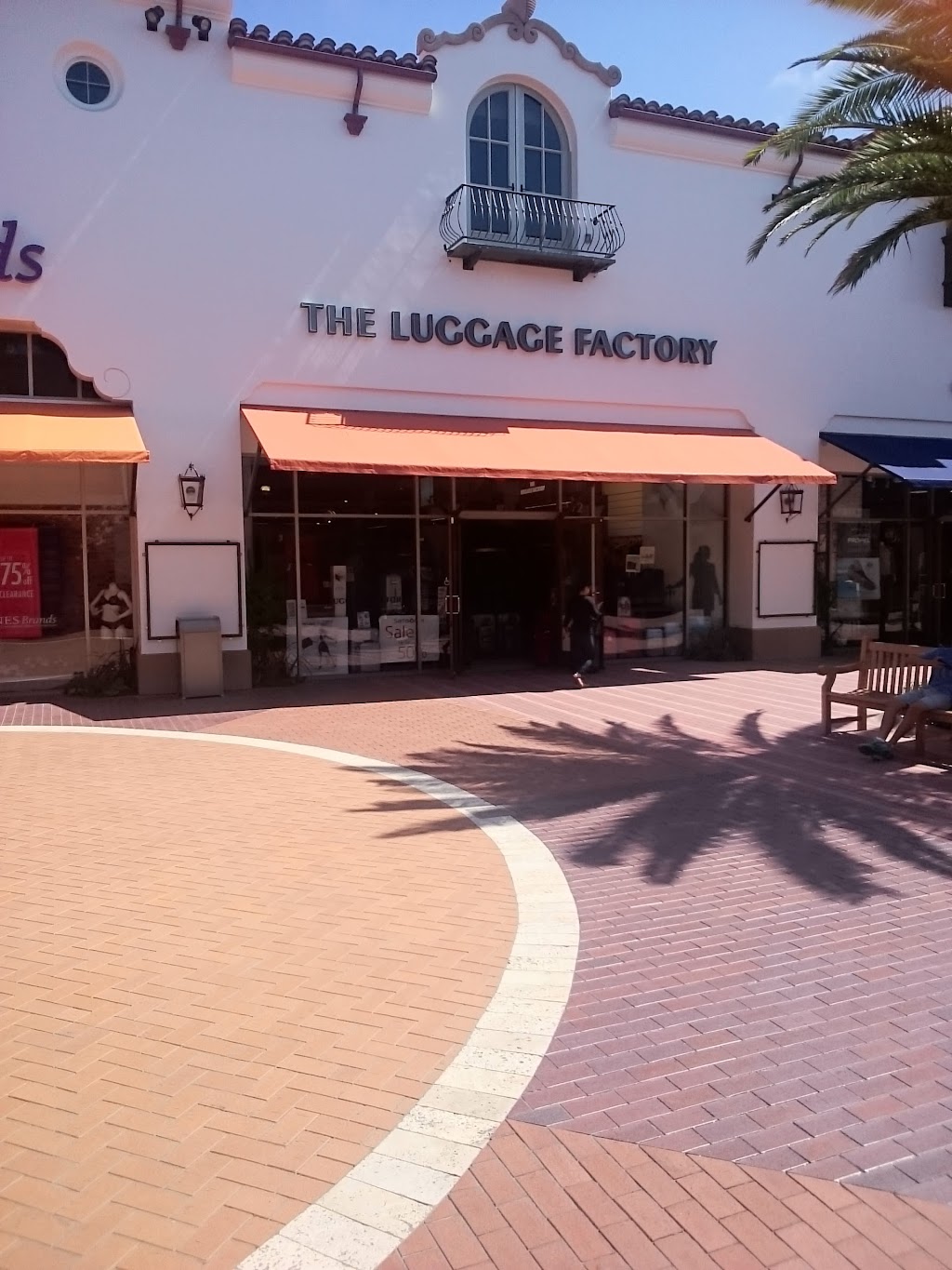 The Luggage Factory | 101 W Avenida Vista Hermosa #172, San Clemente, CA 92672, USA | Phone: (949) 498-2380