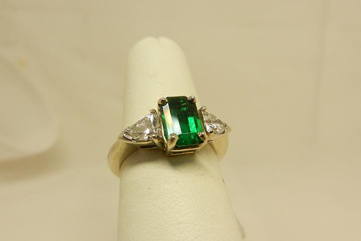 Diamond Mine Jewelers | 4101 KY-146, La Grange, KY 40031 | Phone: (502) 222-8080