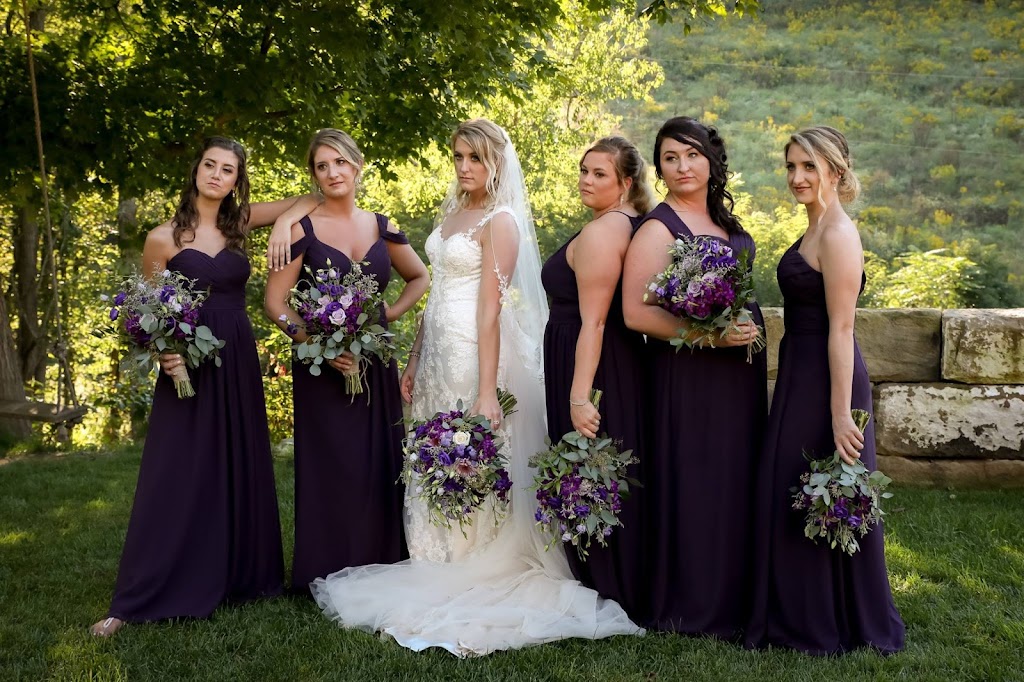 Suzy Q Weddings | 2053 Hartville Rd, Mogadore, OH 44260, USA | Phone: (330) 322-0285