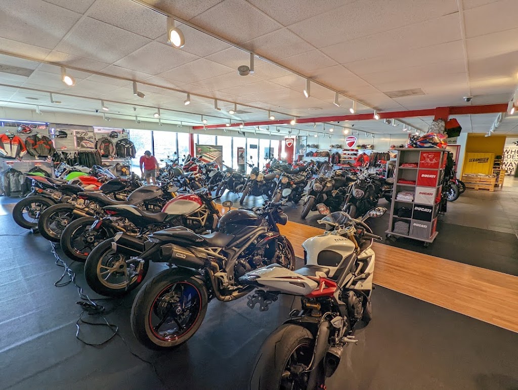 Two Wheels World (Ducati & Triumph Pompano Beach) | 840 S Andrews Ave, Pompano Beach, FL 33069, USA | Phone: (954) 788-9550