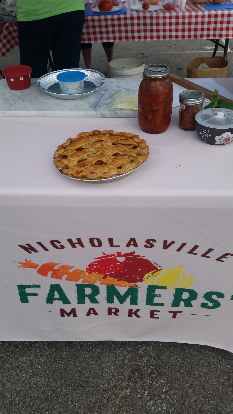Nicholasville Farmers Market | 210 E Walnut St, Nicholasville, KY 40356, USA | Phone: (859) 221-9024