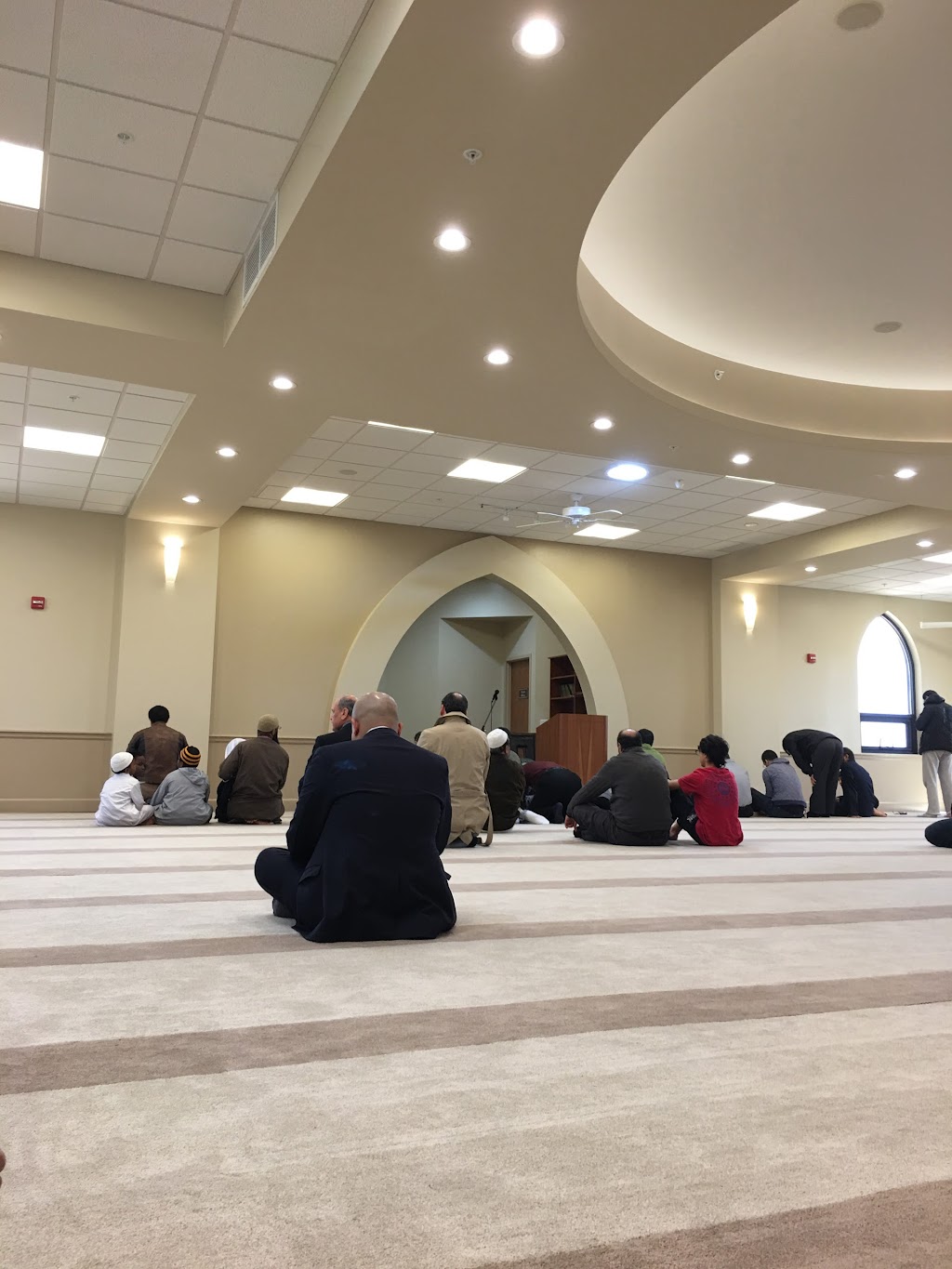 Al-Huda Mosque - Islamic Society of Greater Dayton | 730 S Alpha Bellbrook Rd, Sugarcreek Township, OH 45305, USA | Phone: (937) 705-6364