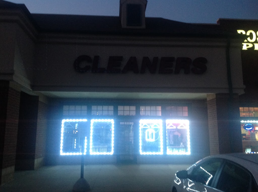 Capitol Cleaners | 690 Westfield Way # B, Pewaukee, WI 53072, USA | Phone: (262) 695-2699