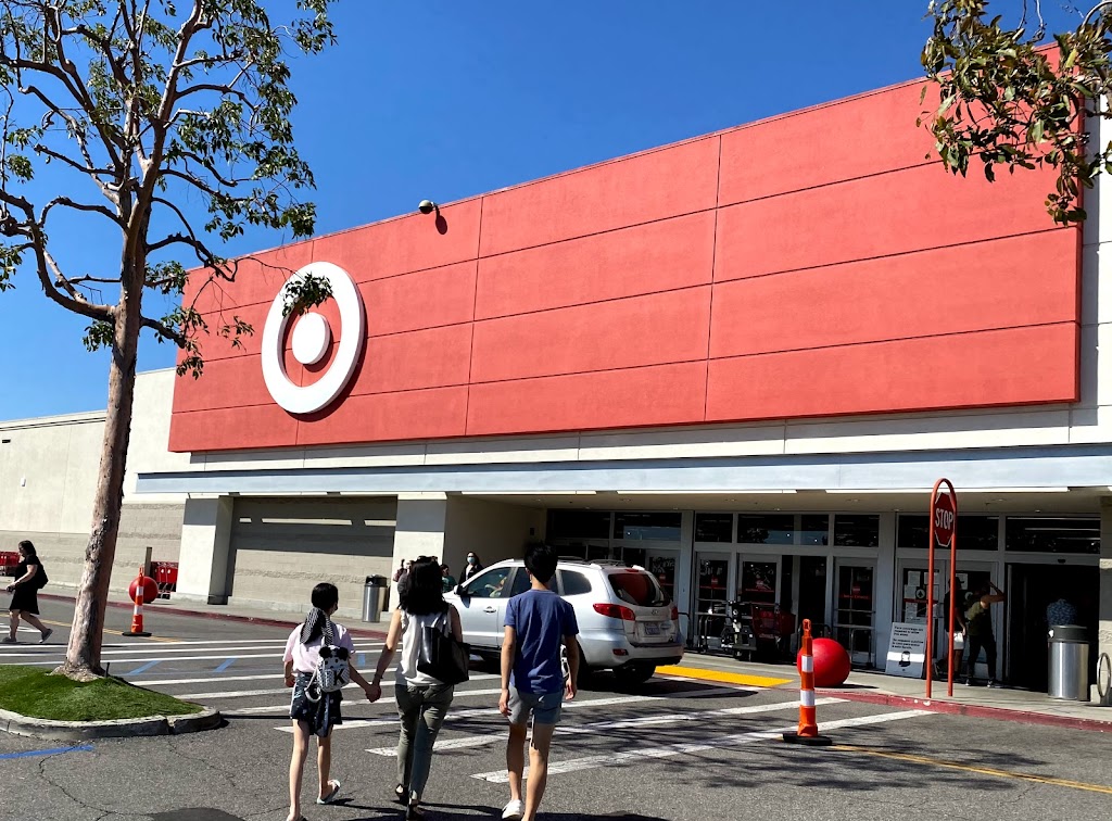 Target | 6835 Katella Ave, Cypress, CA 90630 | Phone: (714) 220-2000