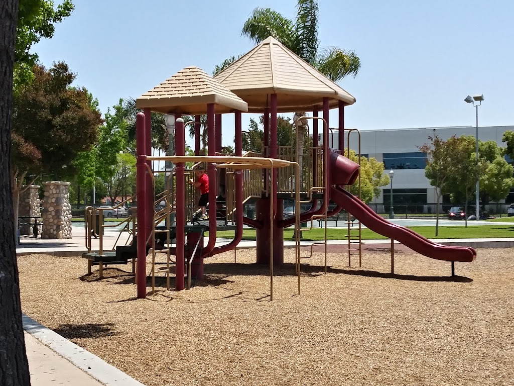 Walnut Grove Park | 905 S Anaheim Blvd, Anaheim, CA 92805, USA | Phone: (714) 765-5155