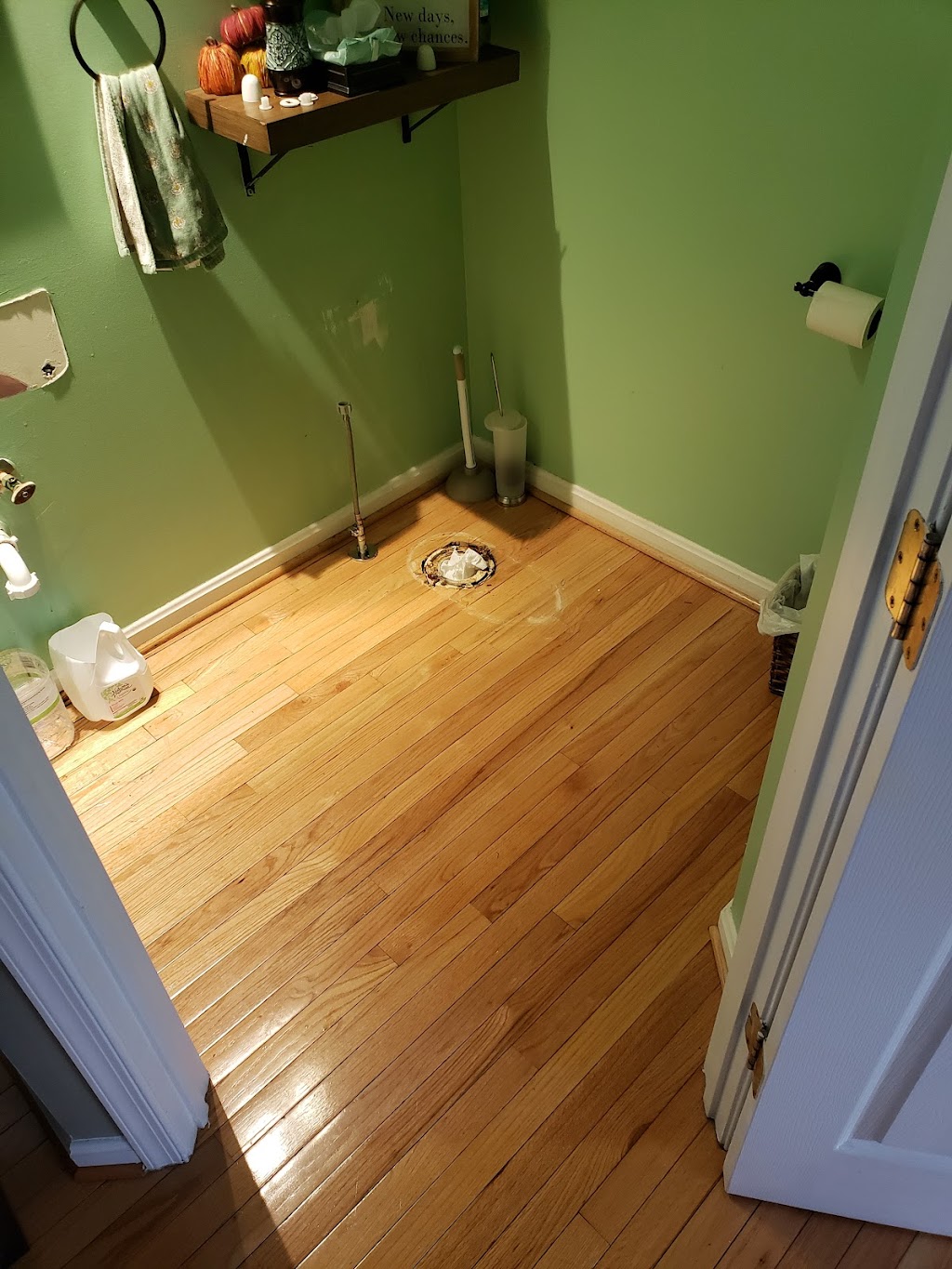 Pro Edge Flooring LLC | 7337 Mariposa Dr, Manassas, VA 20112, USA | Phone: (571) 264-4660