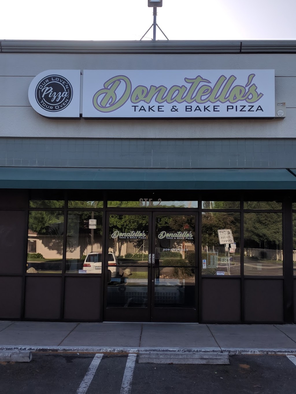 Donatellos Take & Bake Pizza | 1532 Lakewood Ave, Modesto, CA 95355, USA | Phone: (209) 622-0524