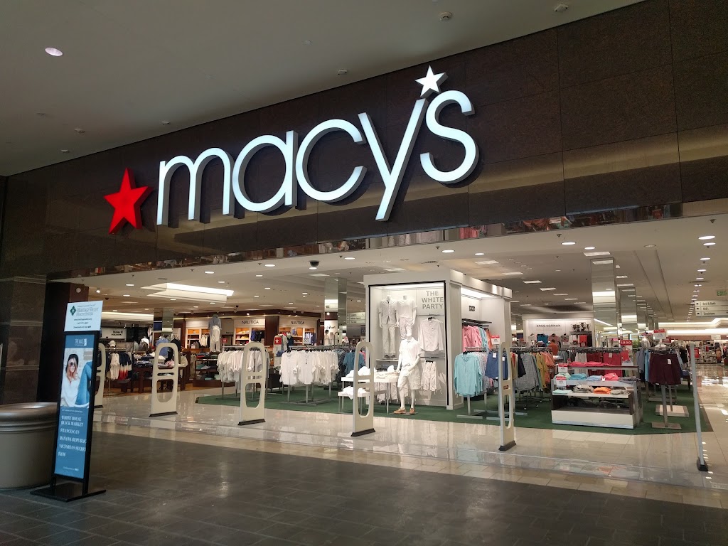 Macys | 3000 Robinson Centre Dr, Pittsburgh, PA 15205, USA | Phone: (412) 787-9777