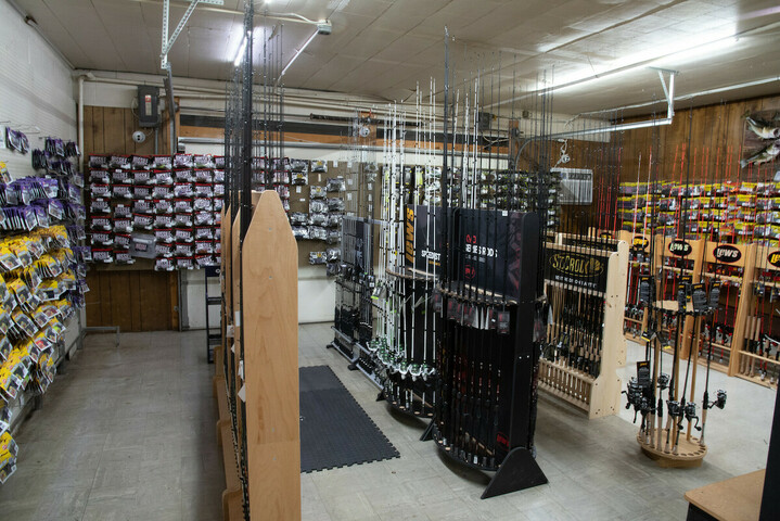 Ye Olde Tackle Box | 708 S Main St, North Webster, IN 46555, USA | Phone: (574) 834-2011