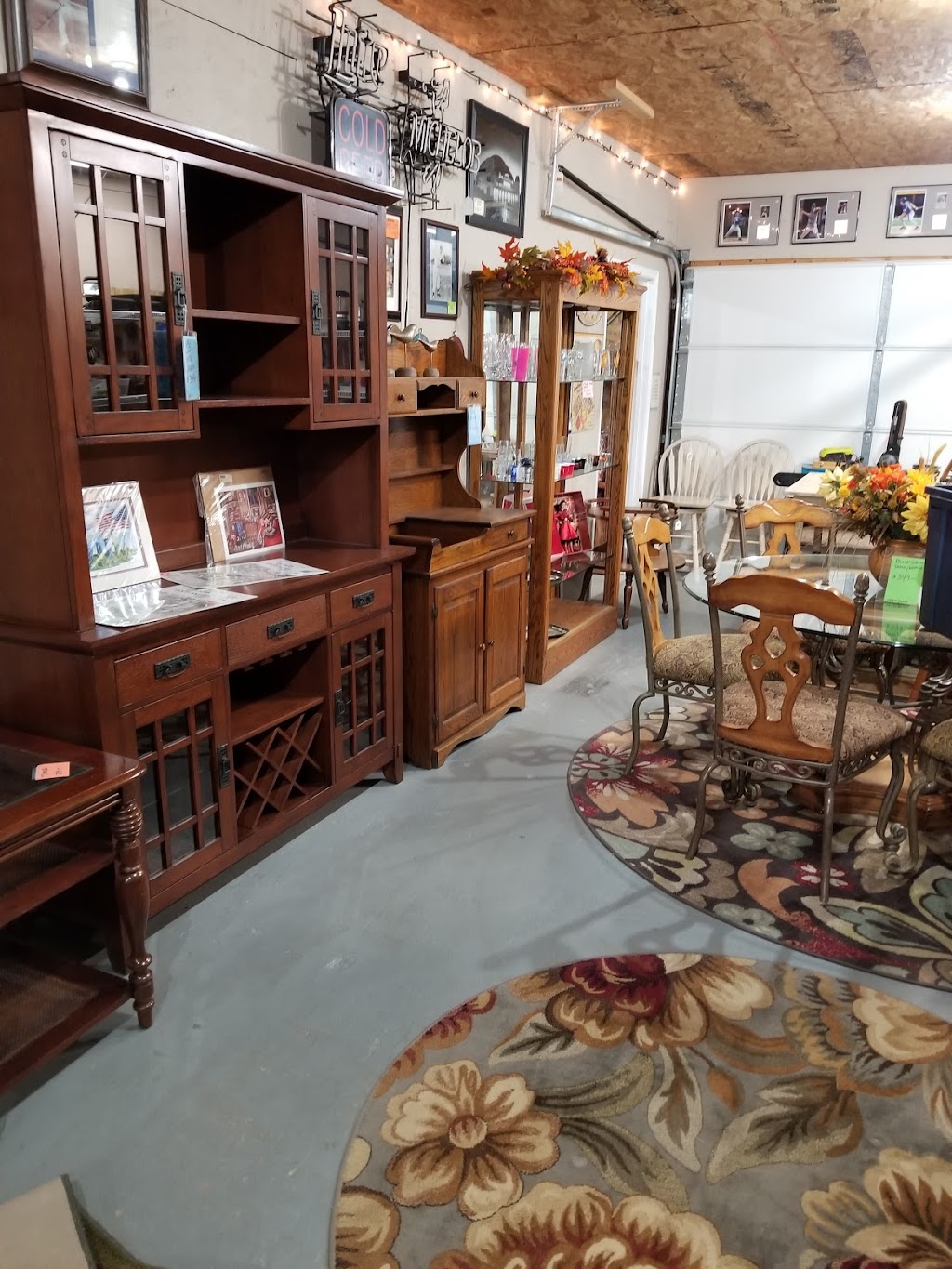 Portland Consignment Shop Warehouse | 301 Reed St, Portland, TN 37148, USA | Phone: (615) 325-3382